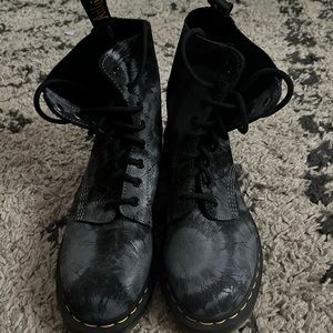 Dr Marten Boots